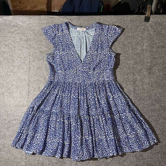 Lemlem Dresses & Skirts - Lemlem Women's Flutter Sleeve Blue and White Animal Print Mini Dress Size Small